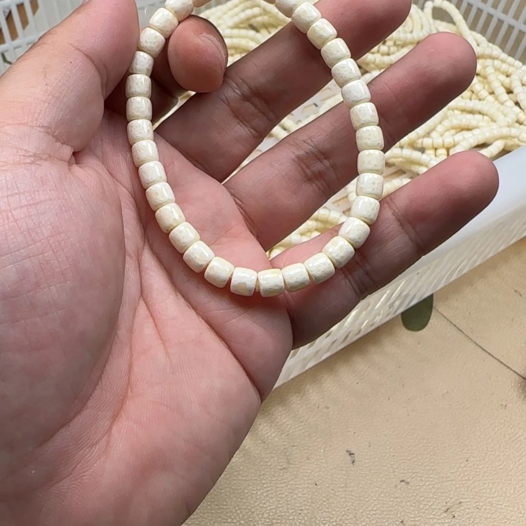 白玉菩提吊坠白色532