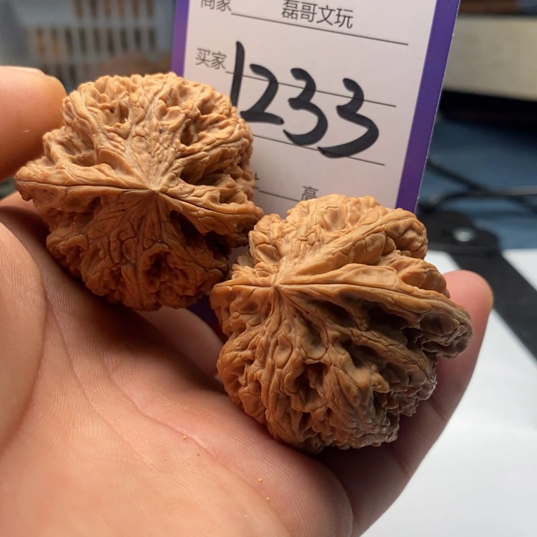 文玩核桃吊坠1233