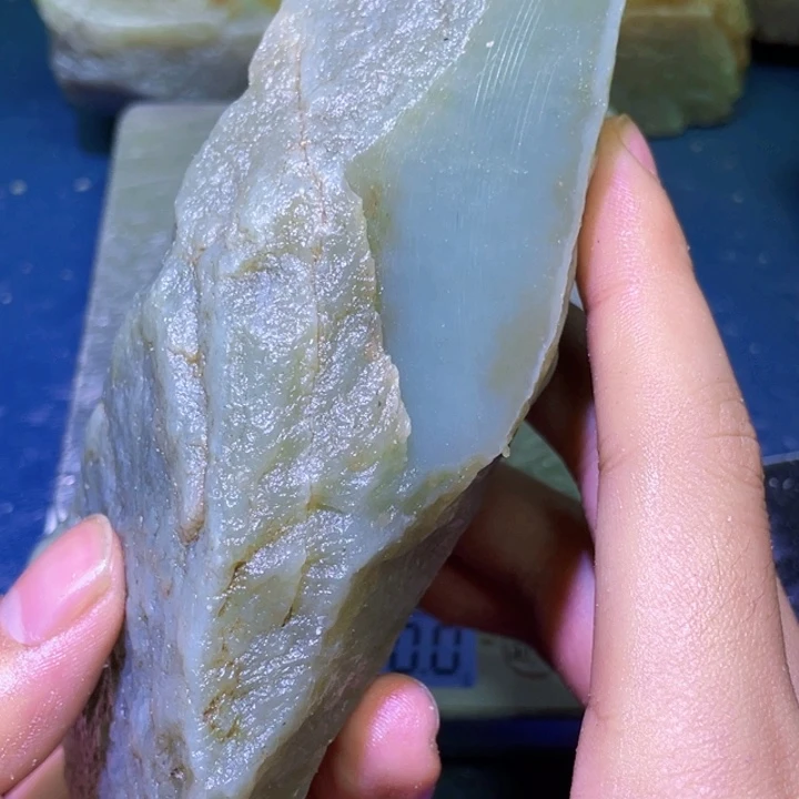 和田玉（糖玉）未镶嵌珠宝半成品