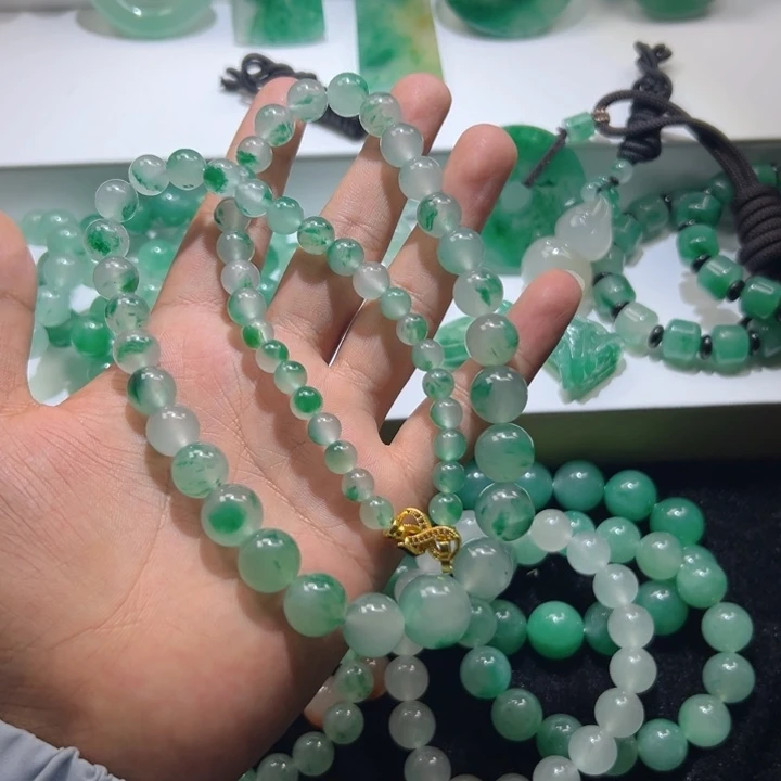 石英质玉手串未镶嵌?****来