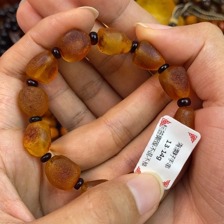 琥珀未镶嵌珠宝奇石