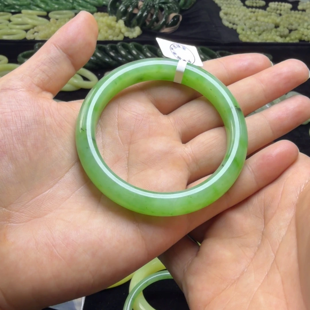 豆***豆和田玉未镶嵌车挂