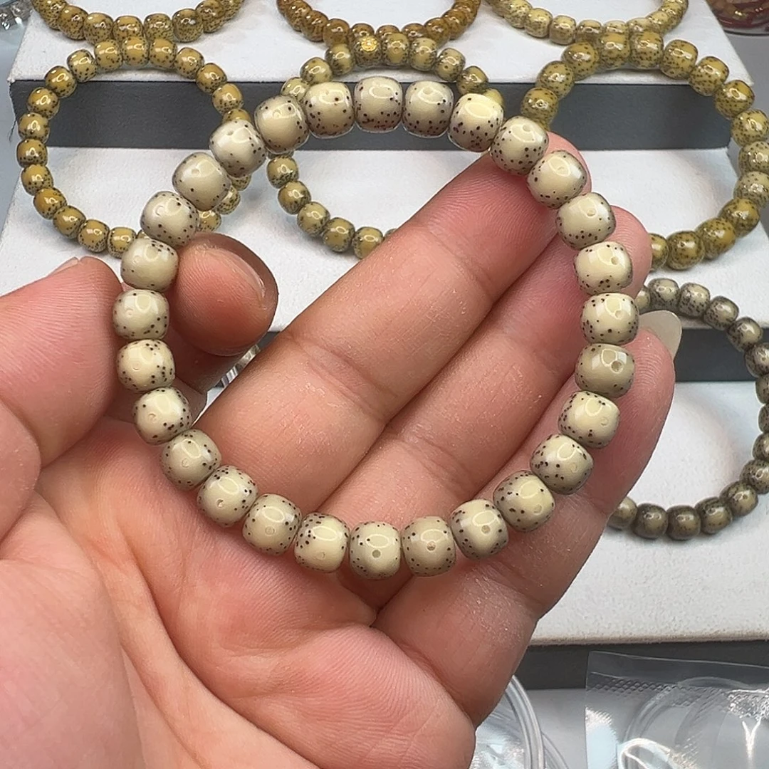 星月菩提手串石玉料8×7正月大留白无烟花星星点稀散均匀