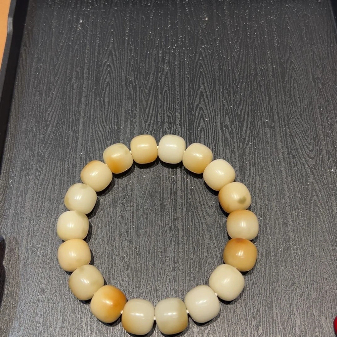 吊坠菩提根/象牙果