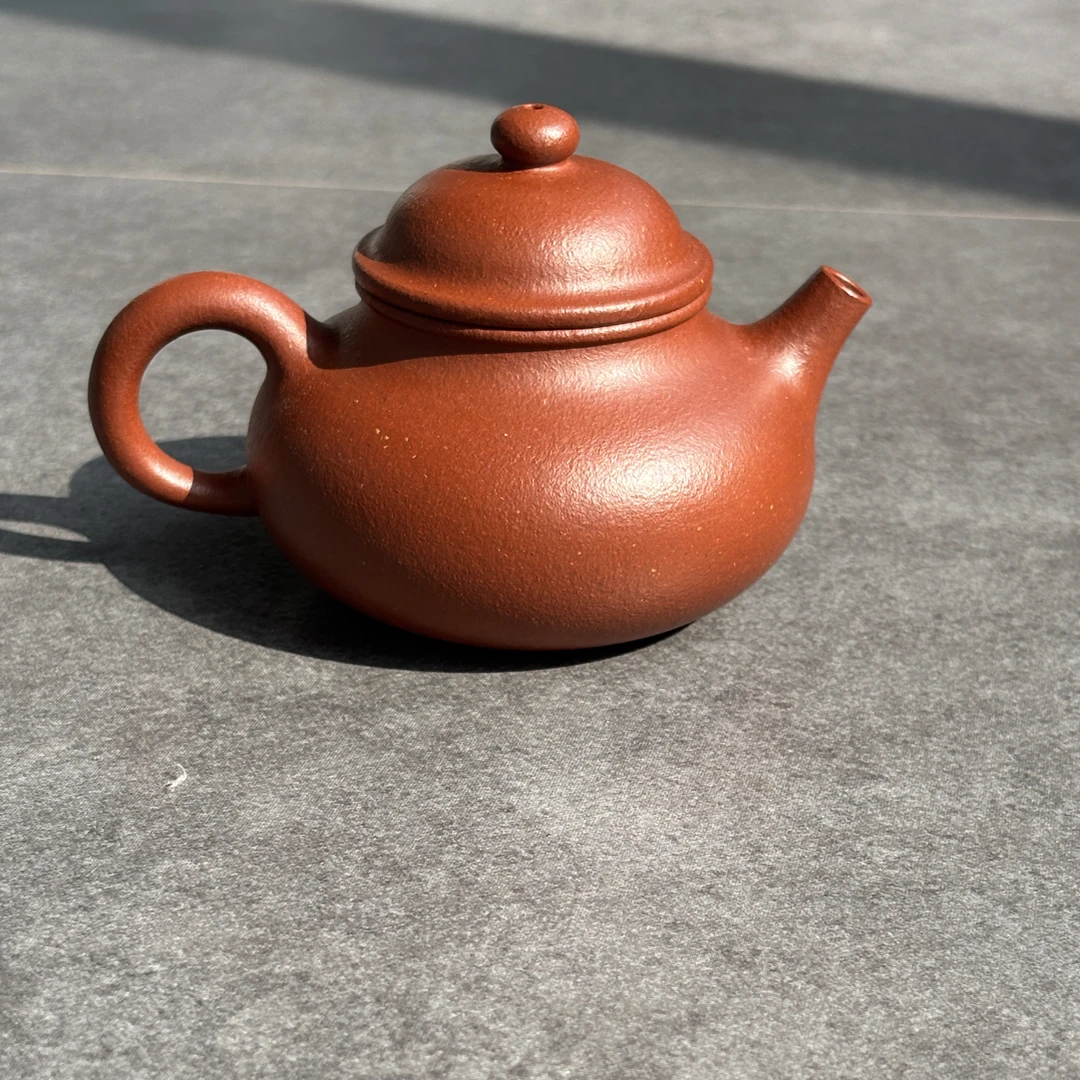 预售宝山红降坡纯红中品200cc左右容量专拍