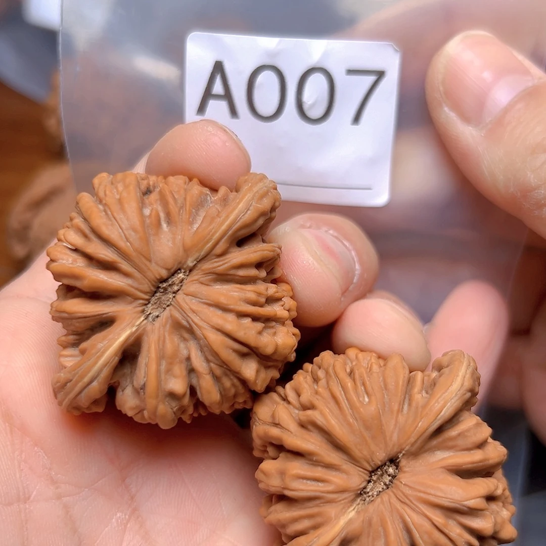 文玩核桃吊坠莫*47免四座楼