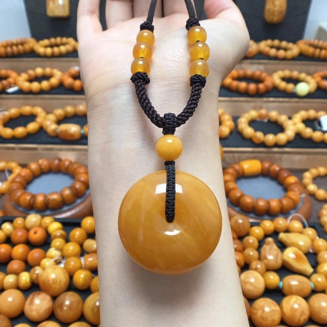 蜜蜡未镶嵌颈饰蜜蜡