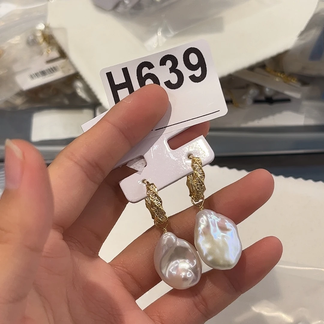 淡水珍珠耳饰合金