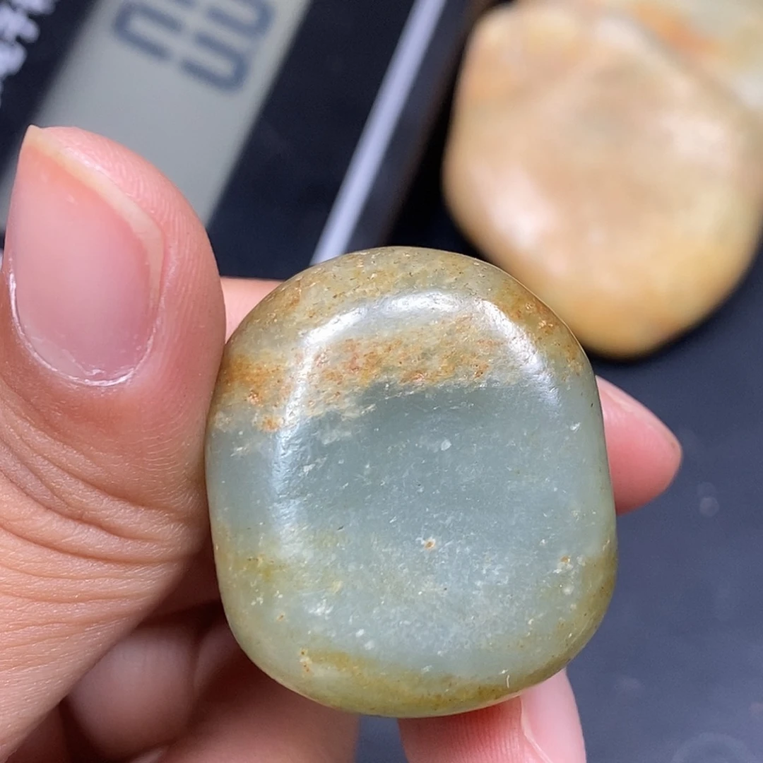 和田玉（糖玉）未镶嵌挂件