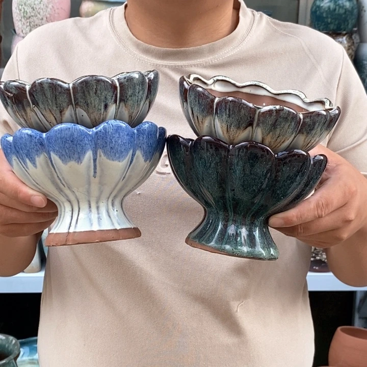 紫砂花盆口14高10瑕疵4个