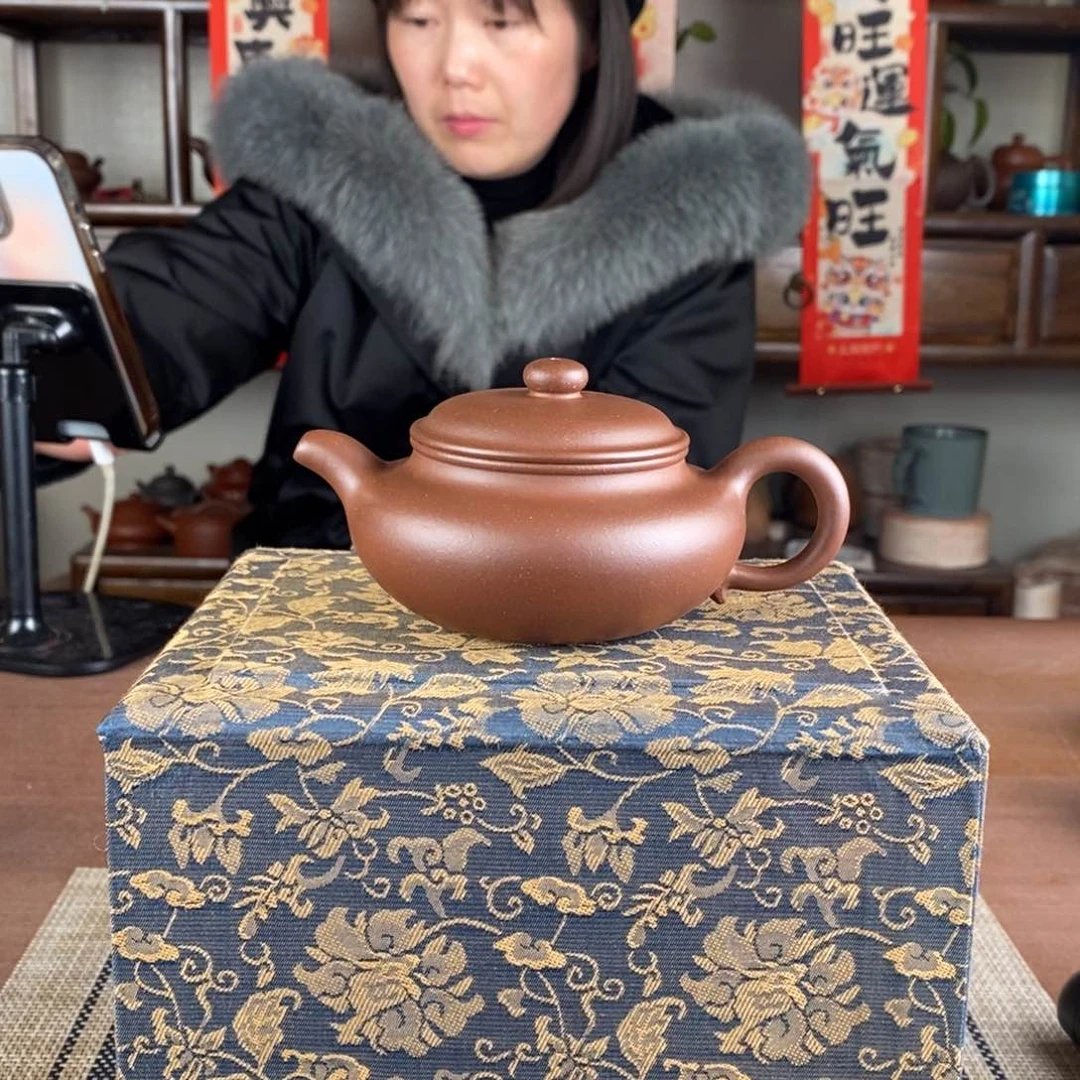 紫砂茶壶宜兴紫砂工艺美术精品