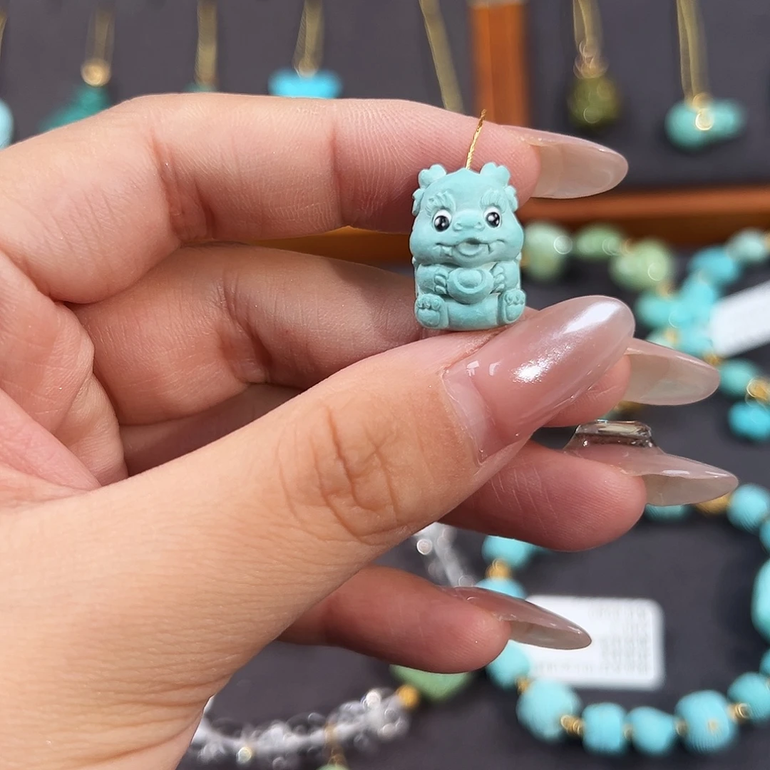 绿松石未镶嵌把件龙宝配饰