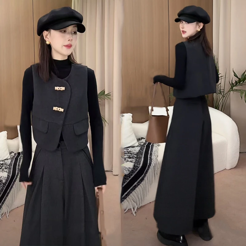 2025秋冬新款女气质显瘦复古毛呢时尚马甲+裤裙套装两件套