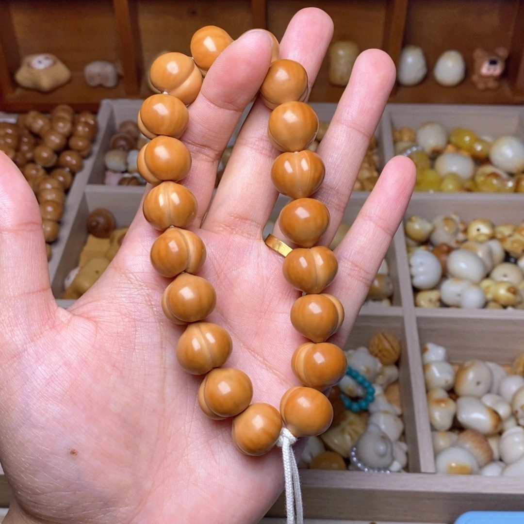 猴头核桃手串16柯基小肥臀