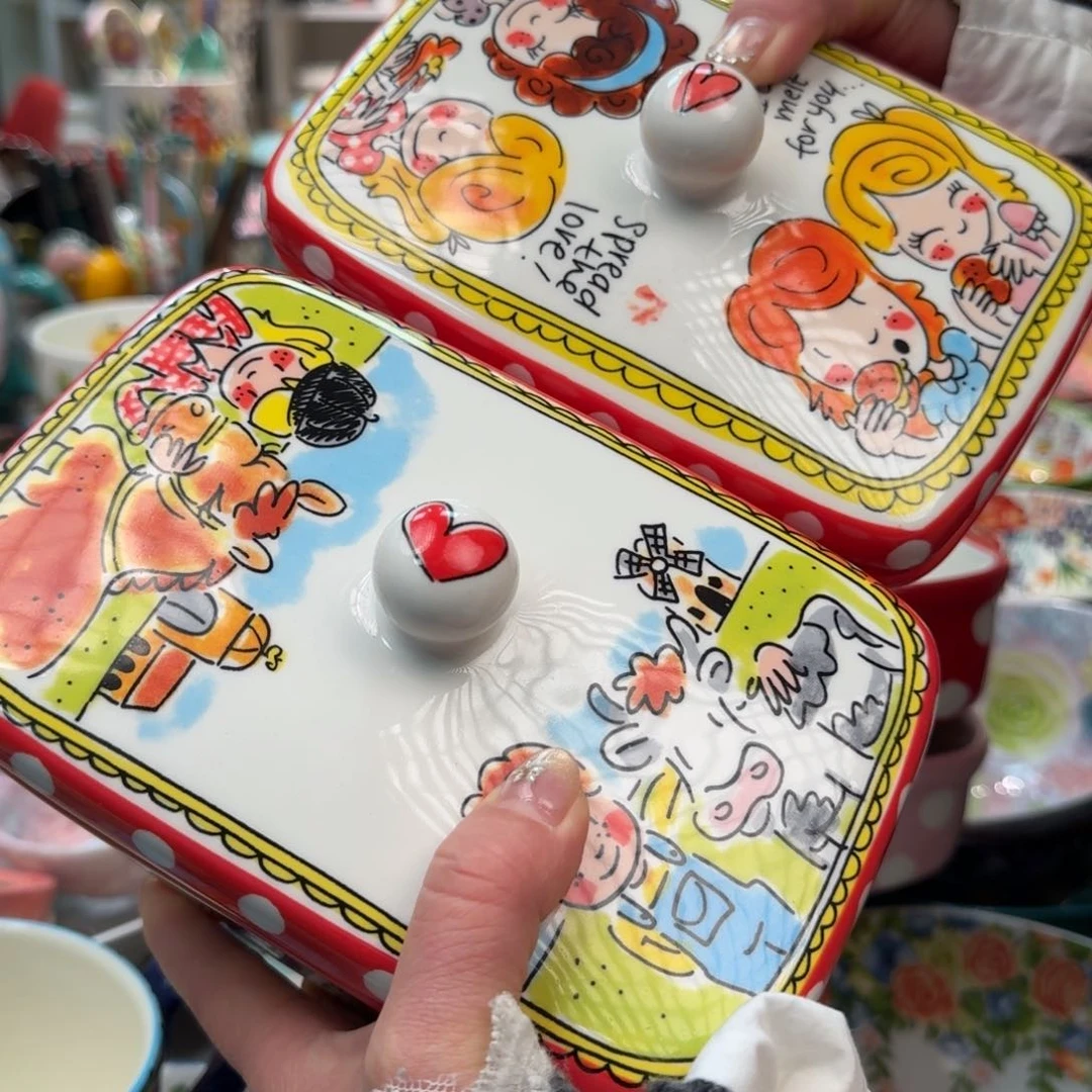 瓷片荷兰红波点黄油盒2只，各一色