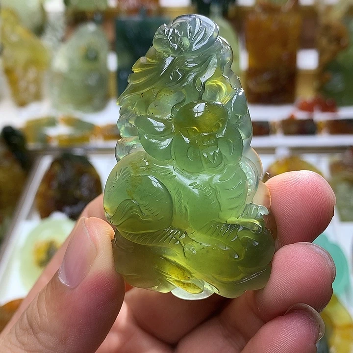 蛇纹石玉未镶嵌珠宝半成品