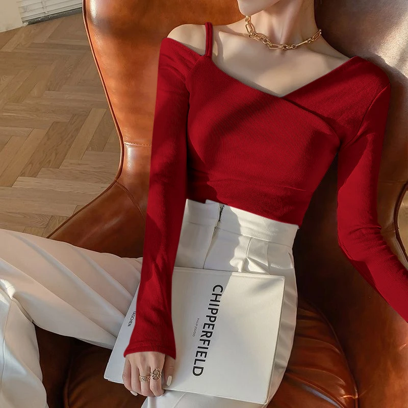 春季斜领性感露肩上衣女设计感红色紧身打底衫漏锁骨t恤显瘦内搭