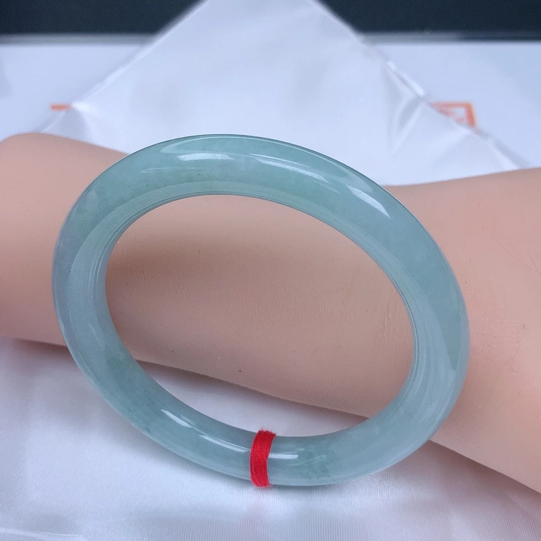 【闪购商品】未镶嵌手镯翡翠，56