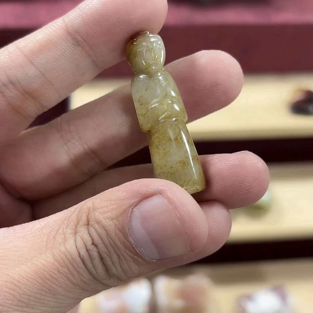 和田玉（糖玉）未镶嵌颈饰