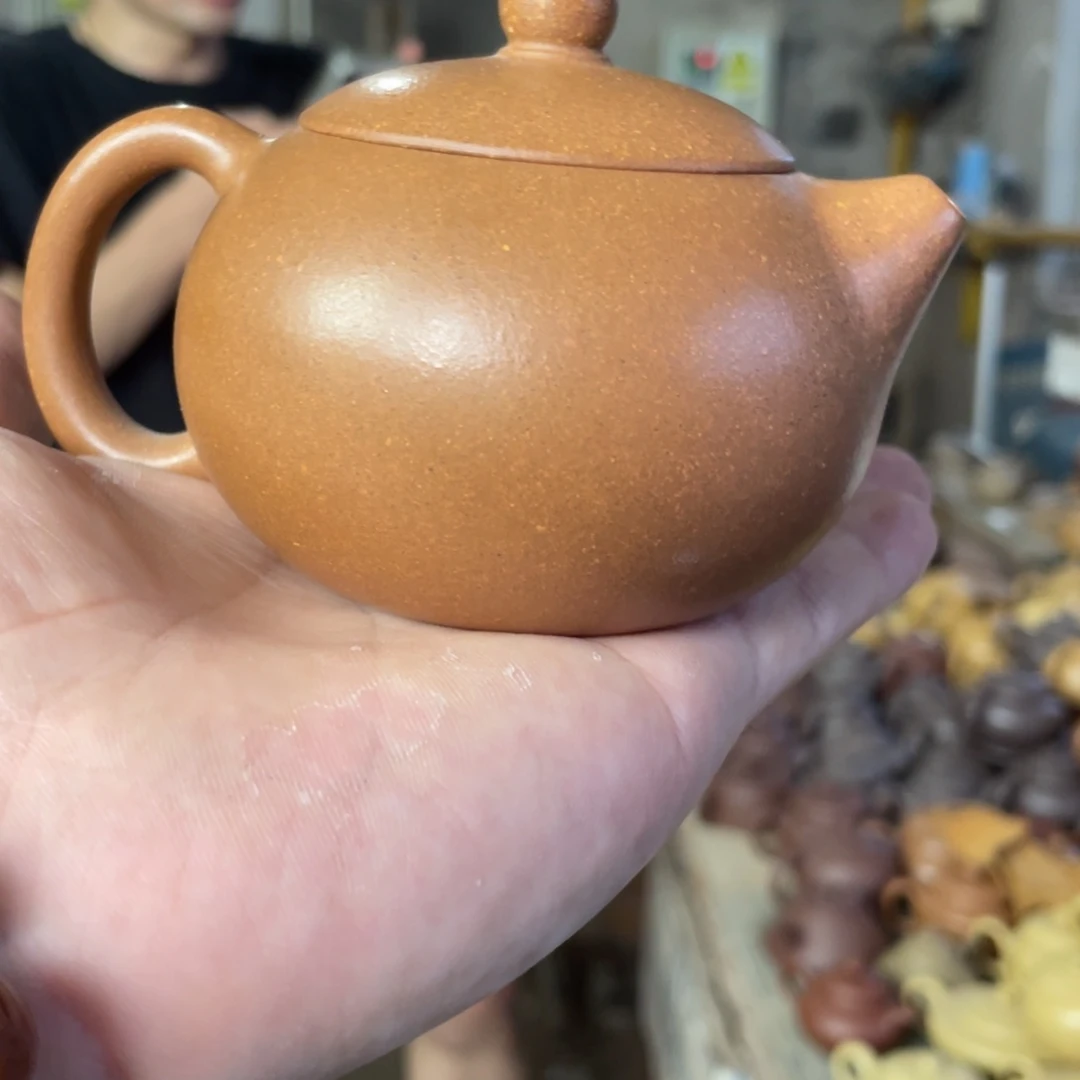 茶壶紫砂LZX。 沉香段。   西施。 160CC
