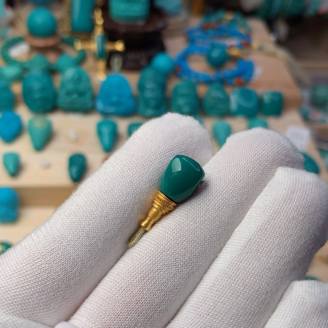 绿松石珠宝奇石18K金镶嵌德*哈