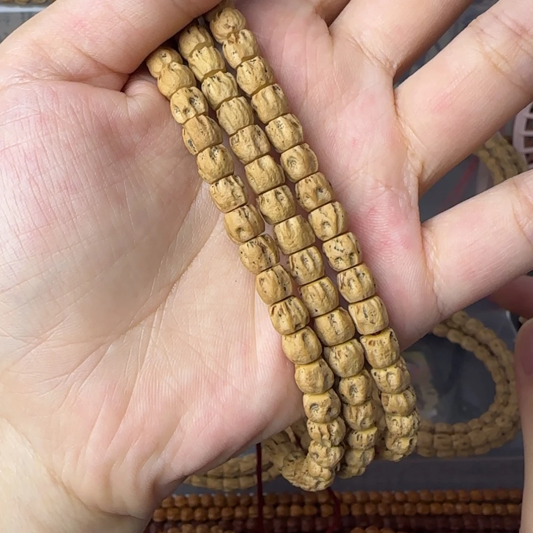 吊坠柏香籽/百香籽方块鬼脸