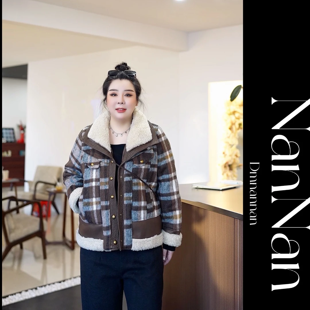 【楠楠推荐】毛毛领拼接正肩显瘦羽绒服B5057