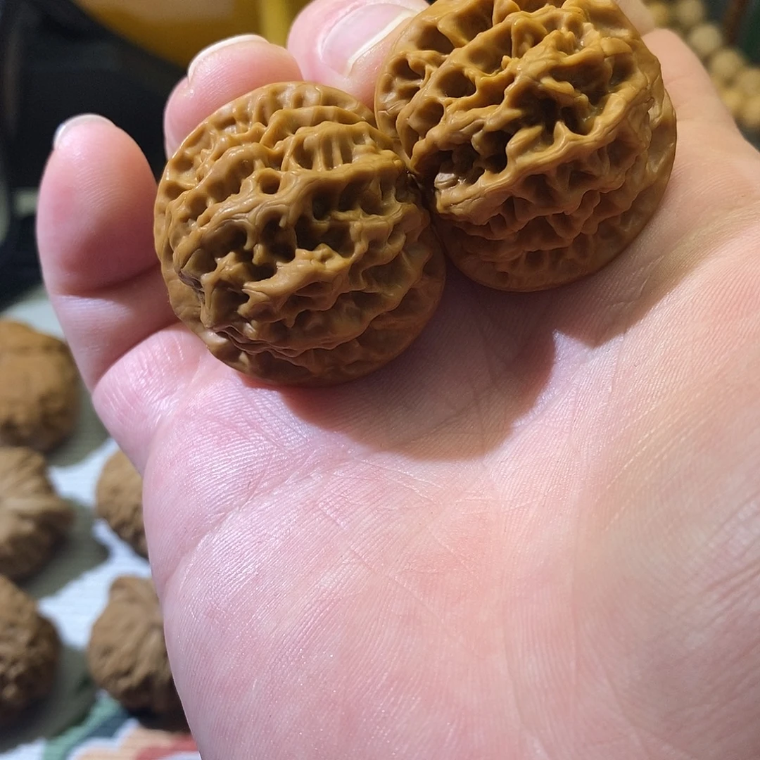 文玩核桃把件37尺秦闷