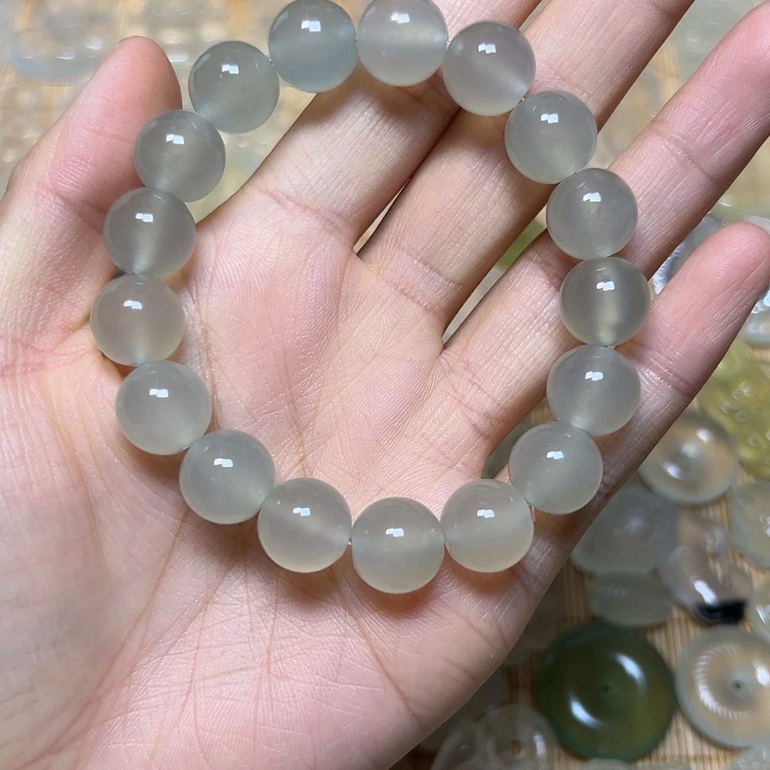 蛇纹石玉未镶嵌吊坠