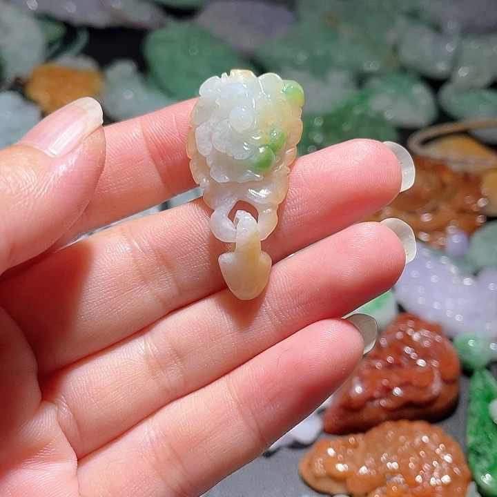 颈饰未镶嵌翡翠?****?天