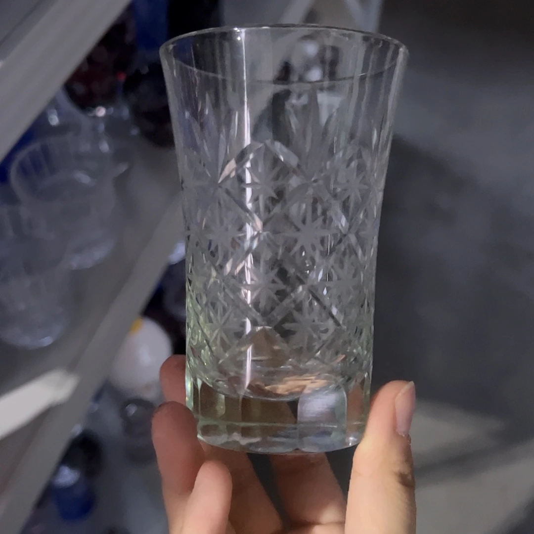 水晶玻璃高脚款微瑕一个