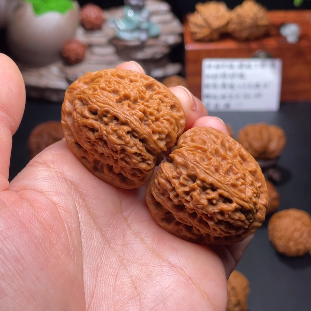 等***）文玩核桃吊坠37尺高炮