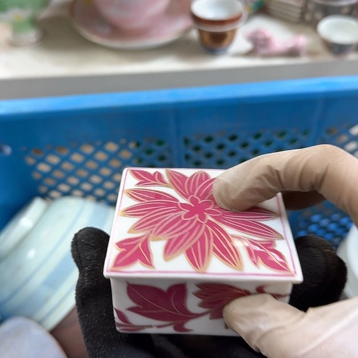 碗开播啦….开播啦