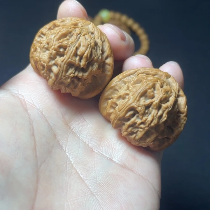 把件文玩核桃白狮子37mm