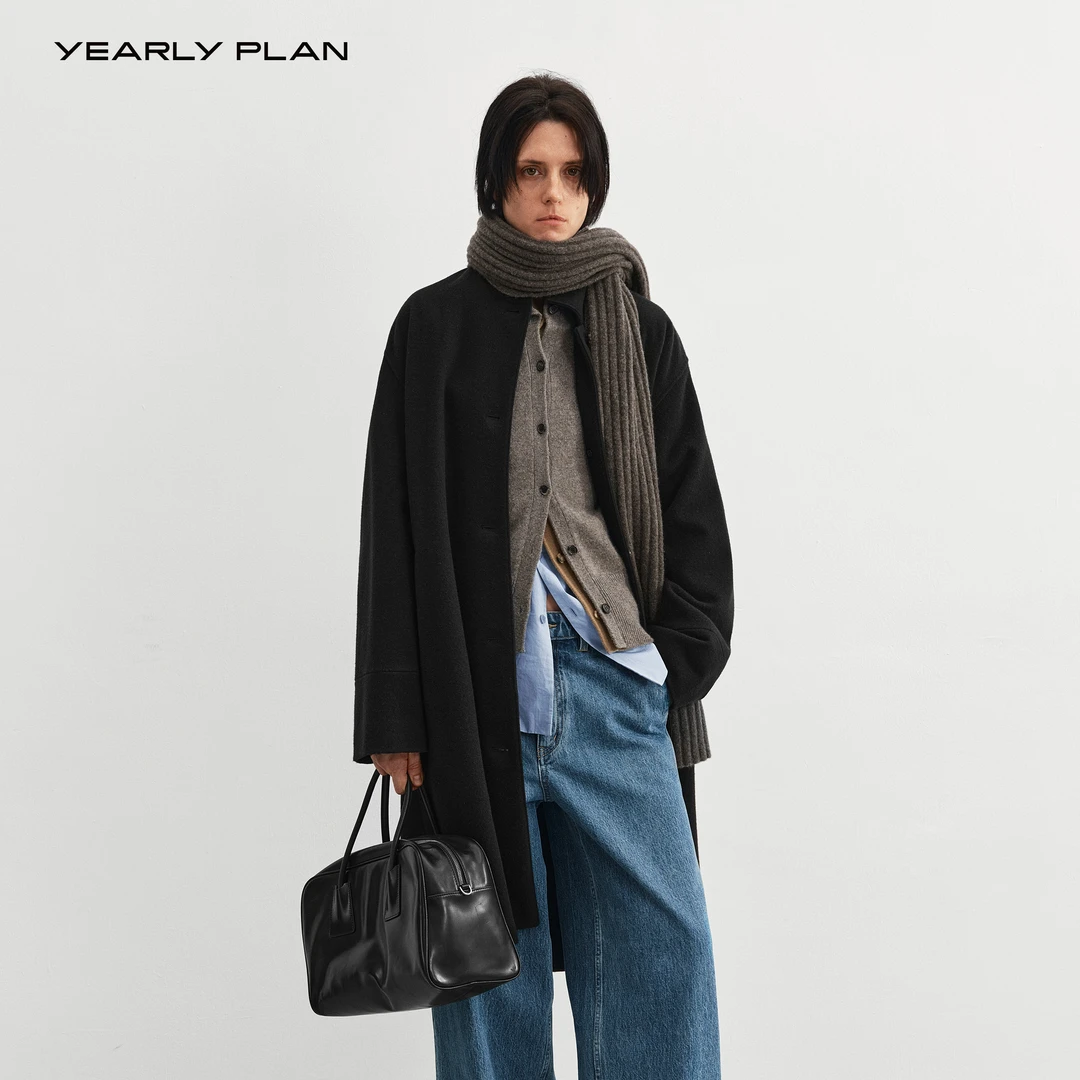 YEARLY PLAN  2025冬 简约舒适宽松落肩裁剪羊毛大衣 3214