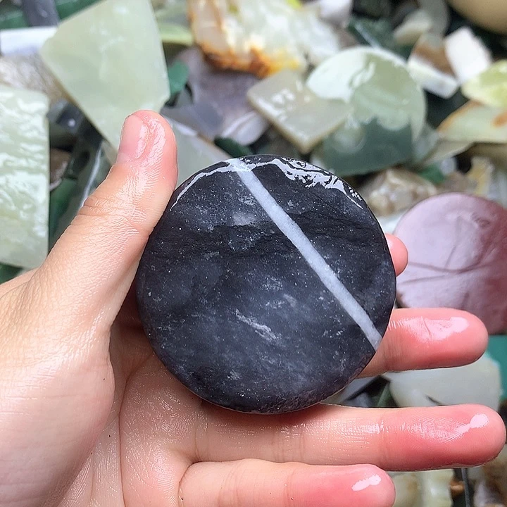 和田玉（糖玉）和田玉边角料未镶嵌