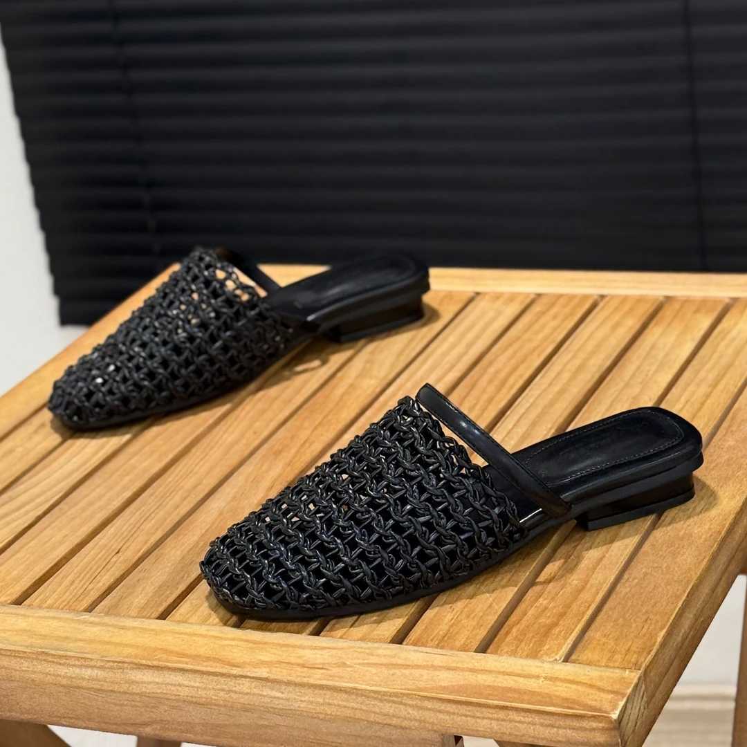 韩版低跟包头半拖鞋女夏外穿2025年新款小众时尚编织镂空罗马凉拖