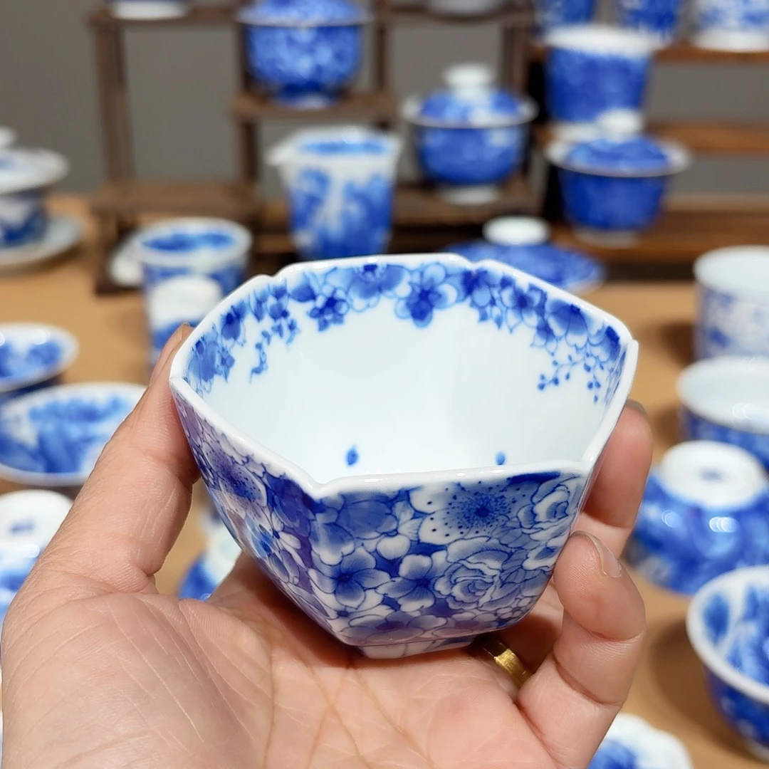 闻***品景德镇纯手绘六角杯微瑕