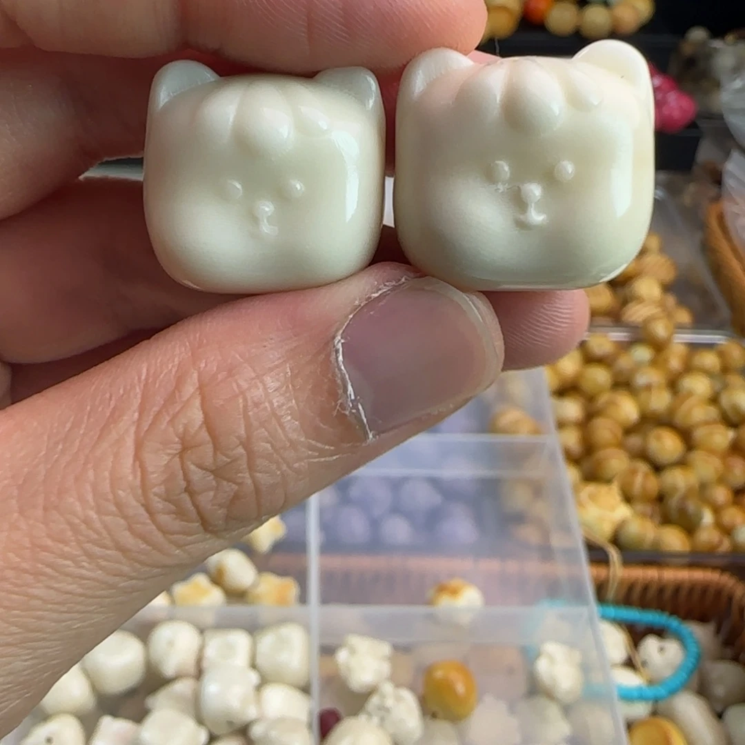 手串菩提根/象牙果微瑕白色三毛5颗