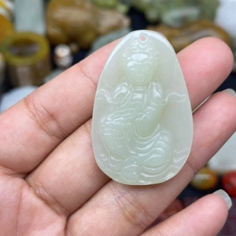 和田玉未镶嵌颈饰99