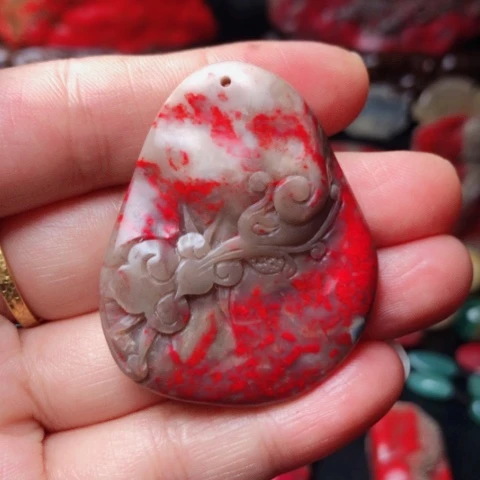 昌化鸡血石昌化鸡血石玉石挂件