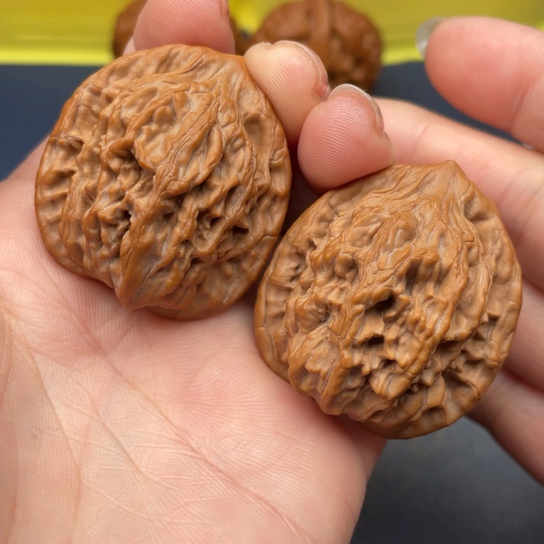 文玩核桃把件虎头35