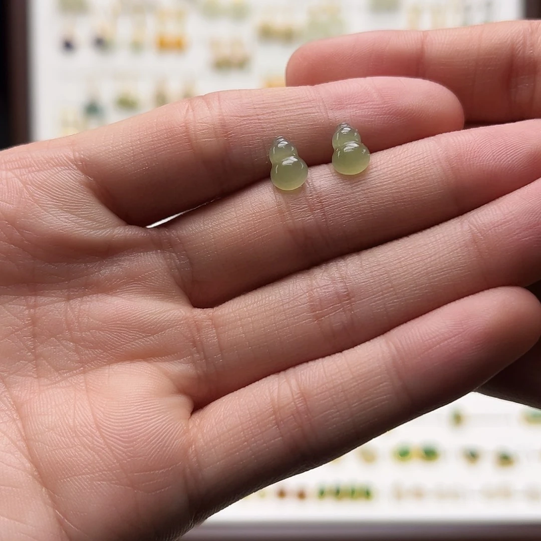 银S925镶嵌和田玉耳饰