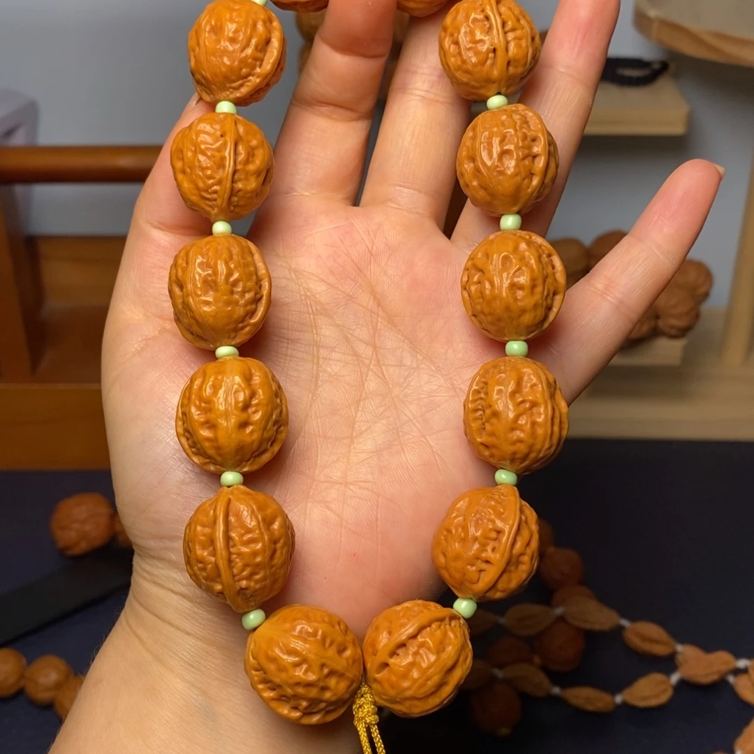 文玩核桃手串2.1富甲手持
