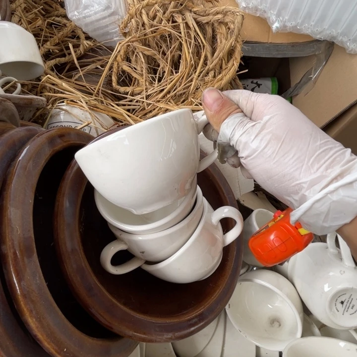 陶瓷盘子碗砂锅都有