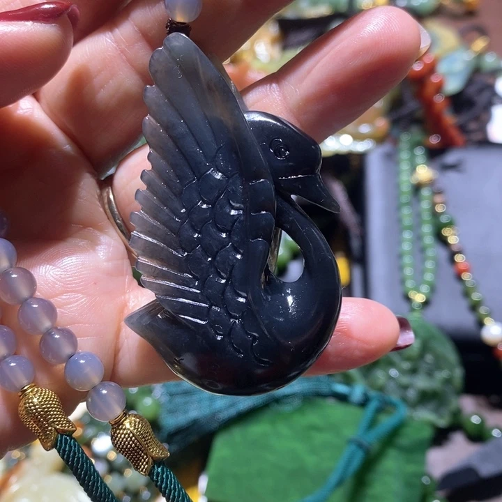 岫玉毛衣链未镶嵌