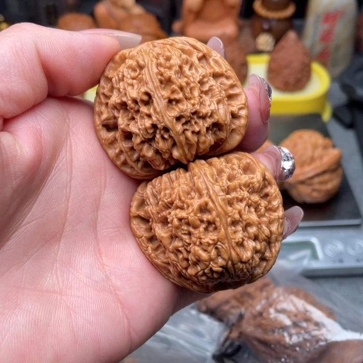 文玩核桃把件南疆石43全品