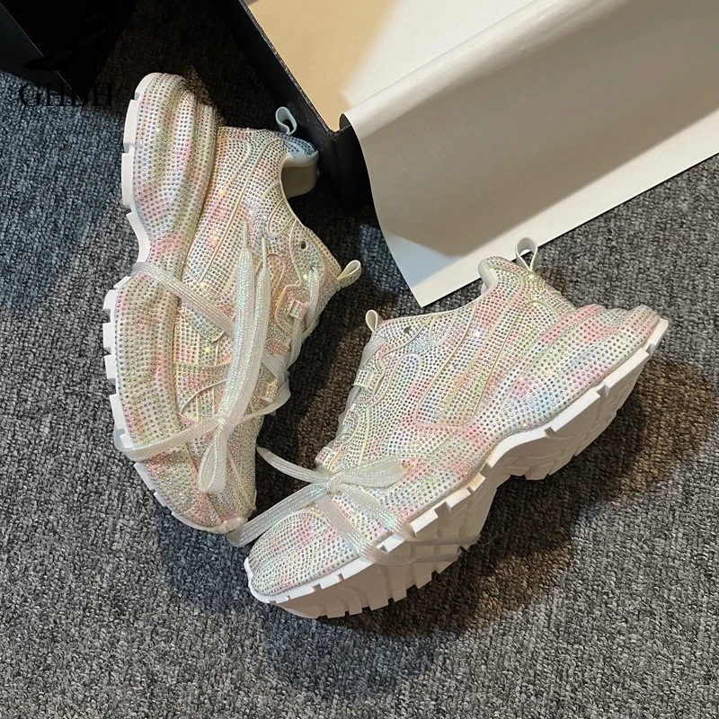 百搭厚底透气秋季新款满水钻老爹鞋女炸街休闲运动跑步鞋