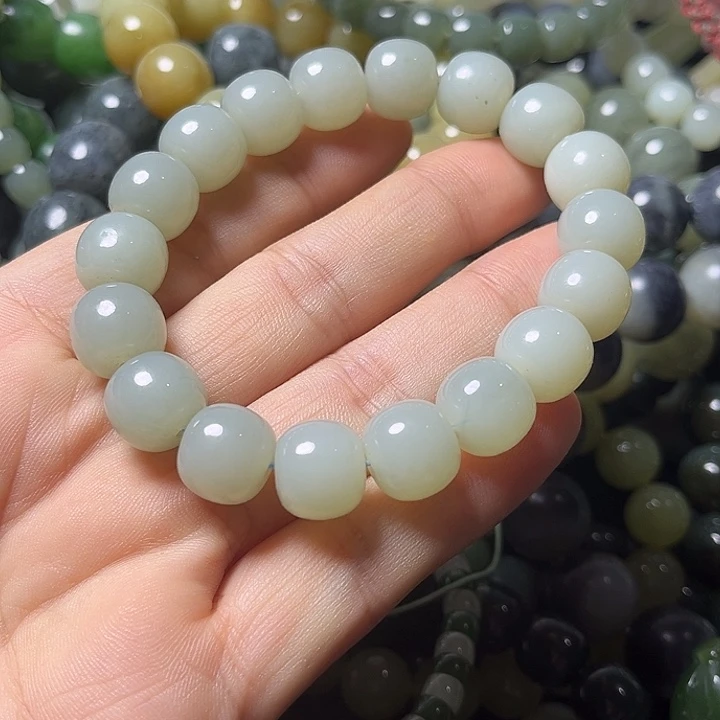 和田玉未镶嵌手串12