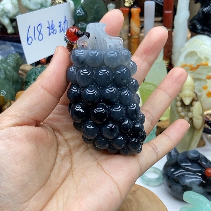 岫玉未镶嵌手把件